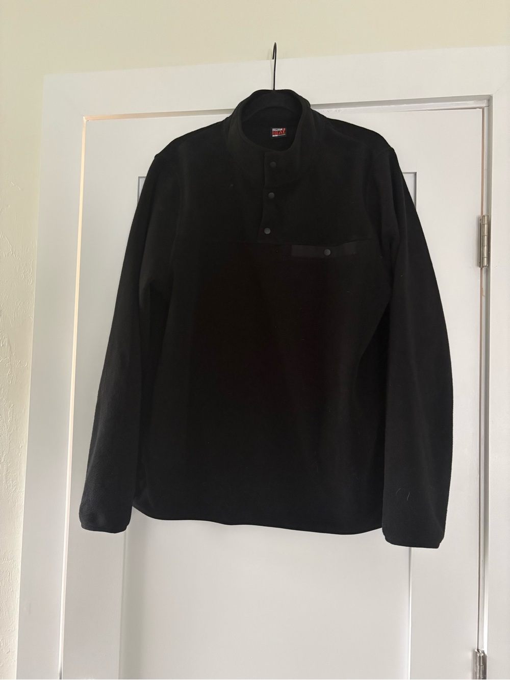 32 Heat pullover Men's Black Jacket Size Large